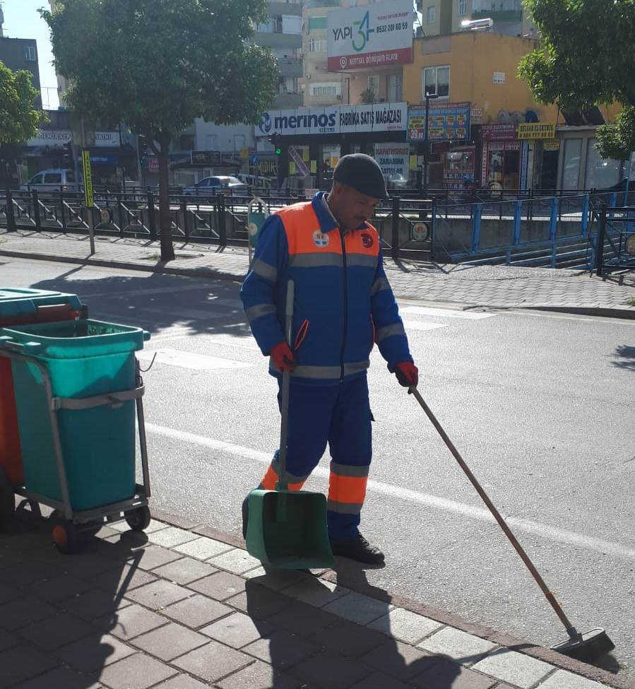 Büyükşehir Belediyesinden önlemsiz temizlik!..