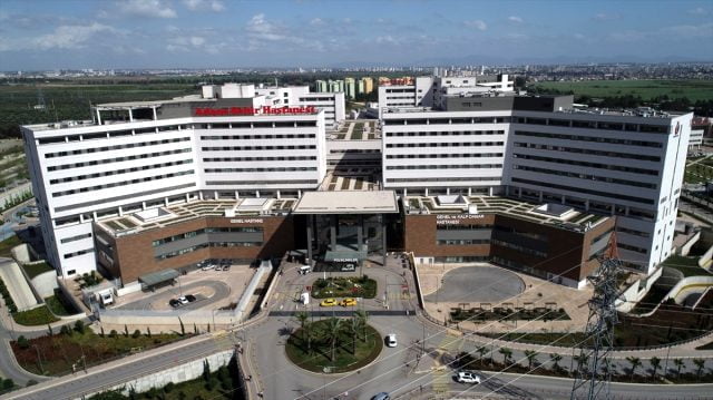 Adana Şehir Hastanesi, Kovid-19’la mücadelede aktif rol alıyor