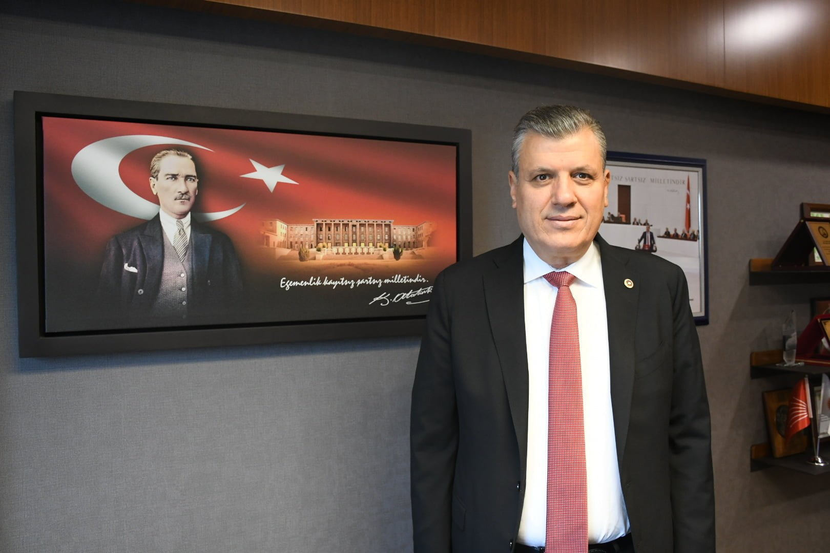 Ayhan Barut: Öğretmenleri atadılar ama göreve başlatmadılar