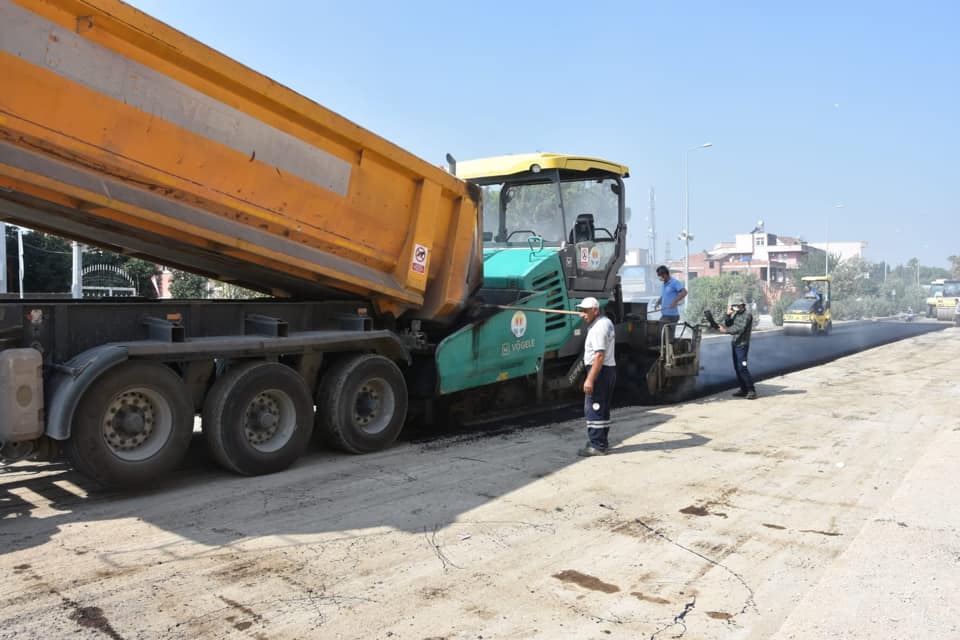 CEYHAN DEĞİŞİYOR, ASFALTLA GÜZELLEŞİYOR