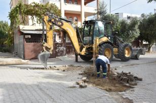 CEYHAN BELEDİYESİ TEMİZLİK ÇALIŞMALARINA DEVAM EDİYOR