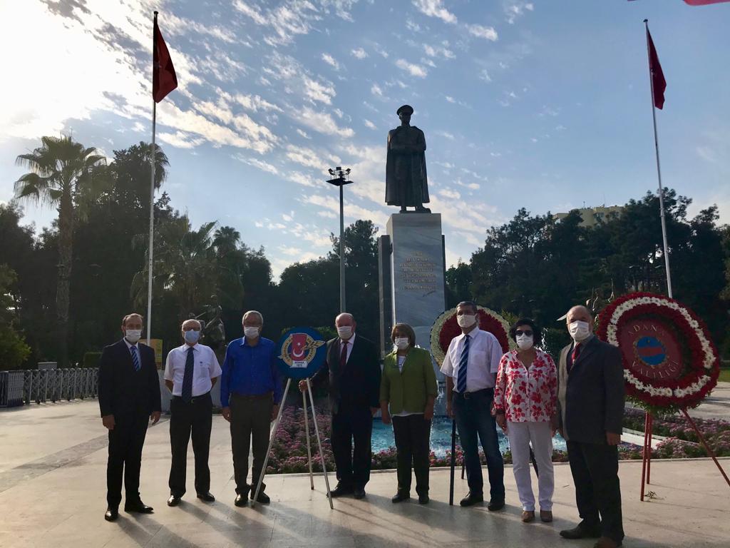 ÇGC Atatürk Anıtına çelenk