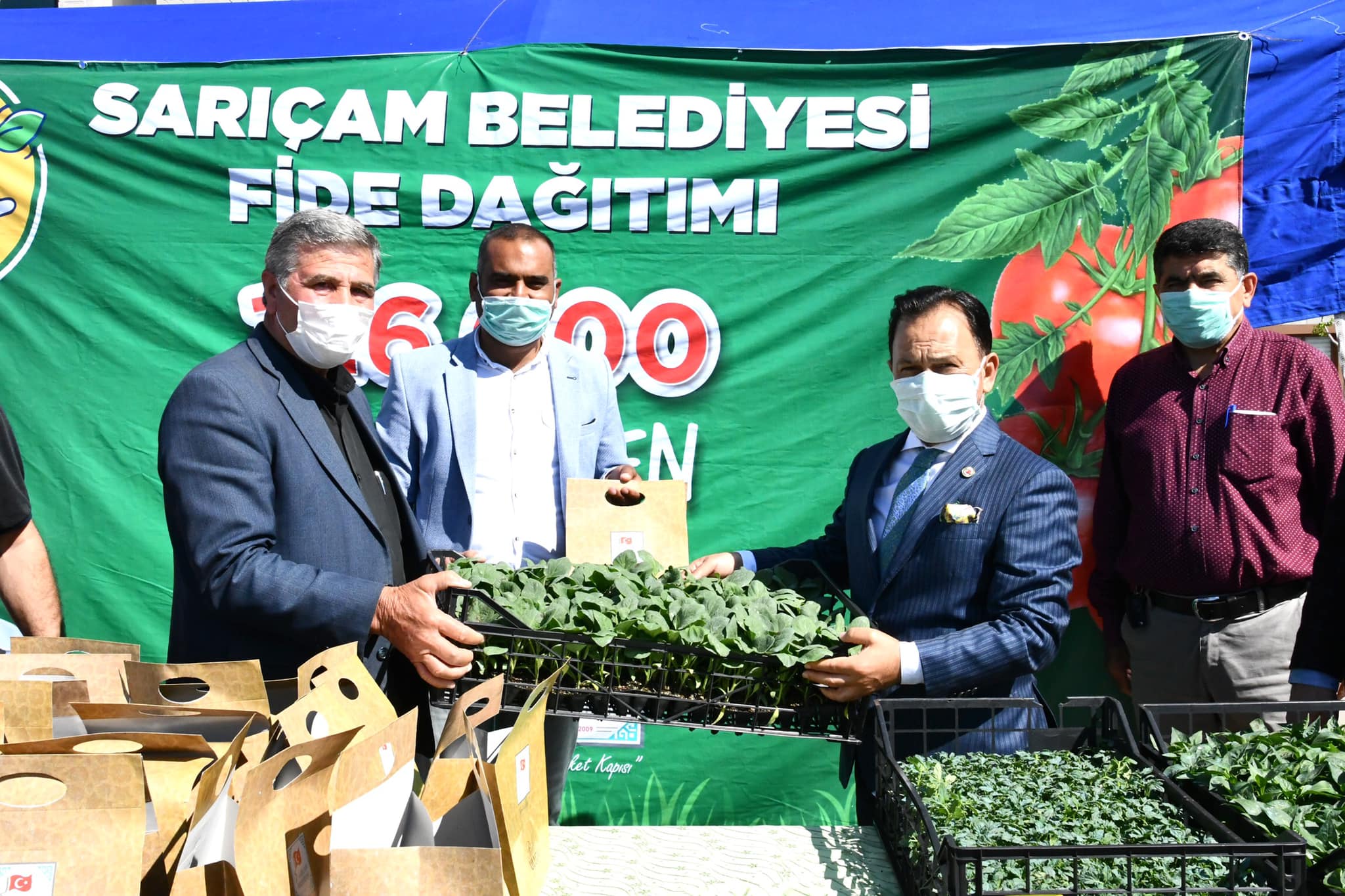 SARIÇAM BELDİYESİ’NDEN REKOR FİDE DAĞITIMI