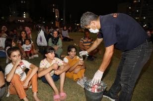 Dev ekran bu kez çocuklar için kuruldu
