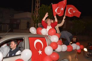 CEYHAN’DA GÖRÜLMEMİŞ CUMHURİYET COŞKUSU