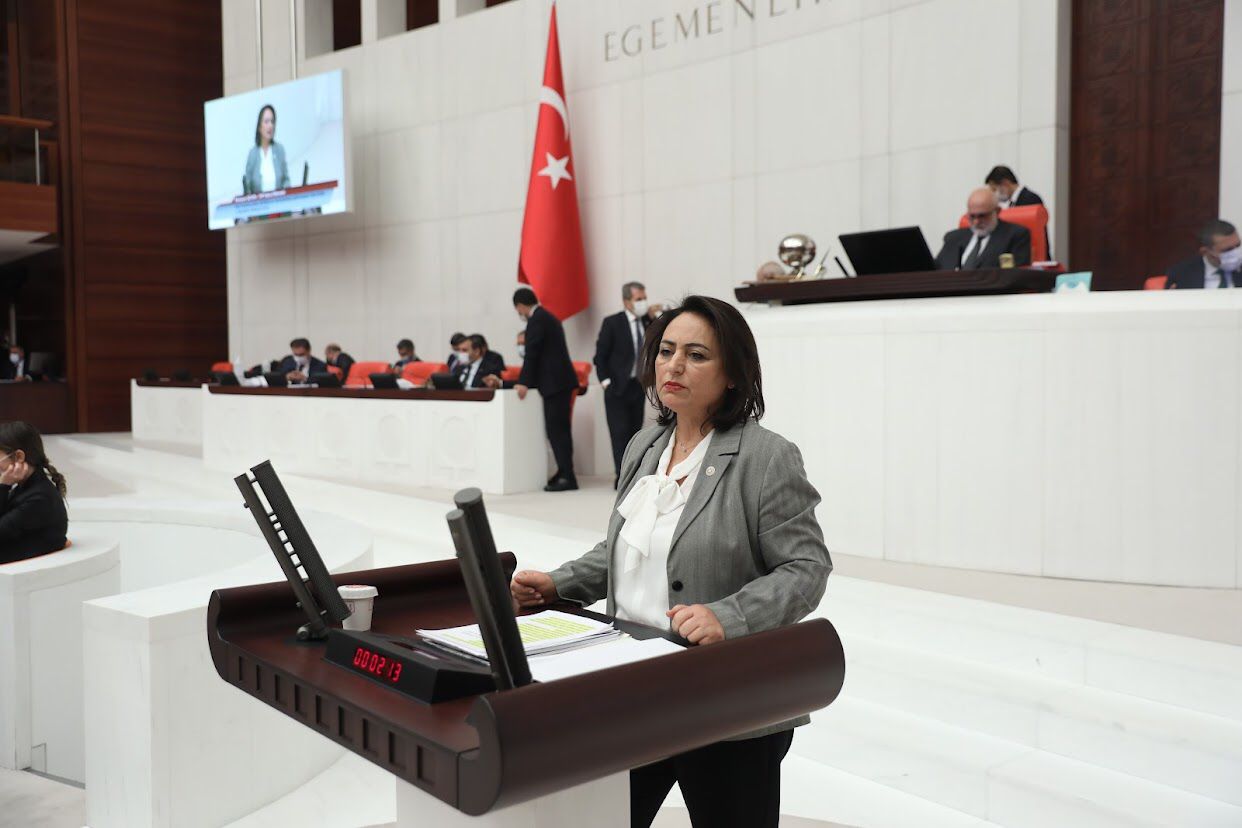 Bin 700 uzman erbaş mağdur edildi