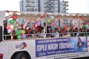 BAŞKAN ERDEM CEYHAN’DA TARİH YAZDI