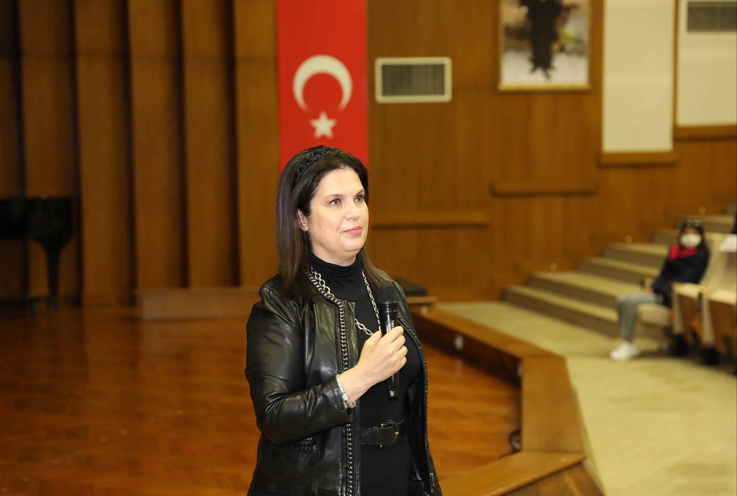 Rektör Prof. Dr. Tuncel, akademisyenlerle bir araya geldi