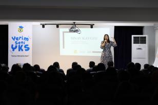 YÜREĞİR’DE ‘SINAV STRESİ VE MOTİVASYON’ SEMİNERİ