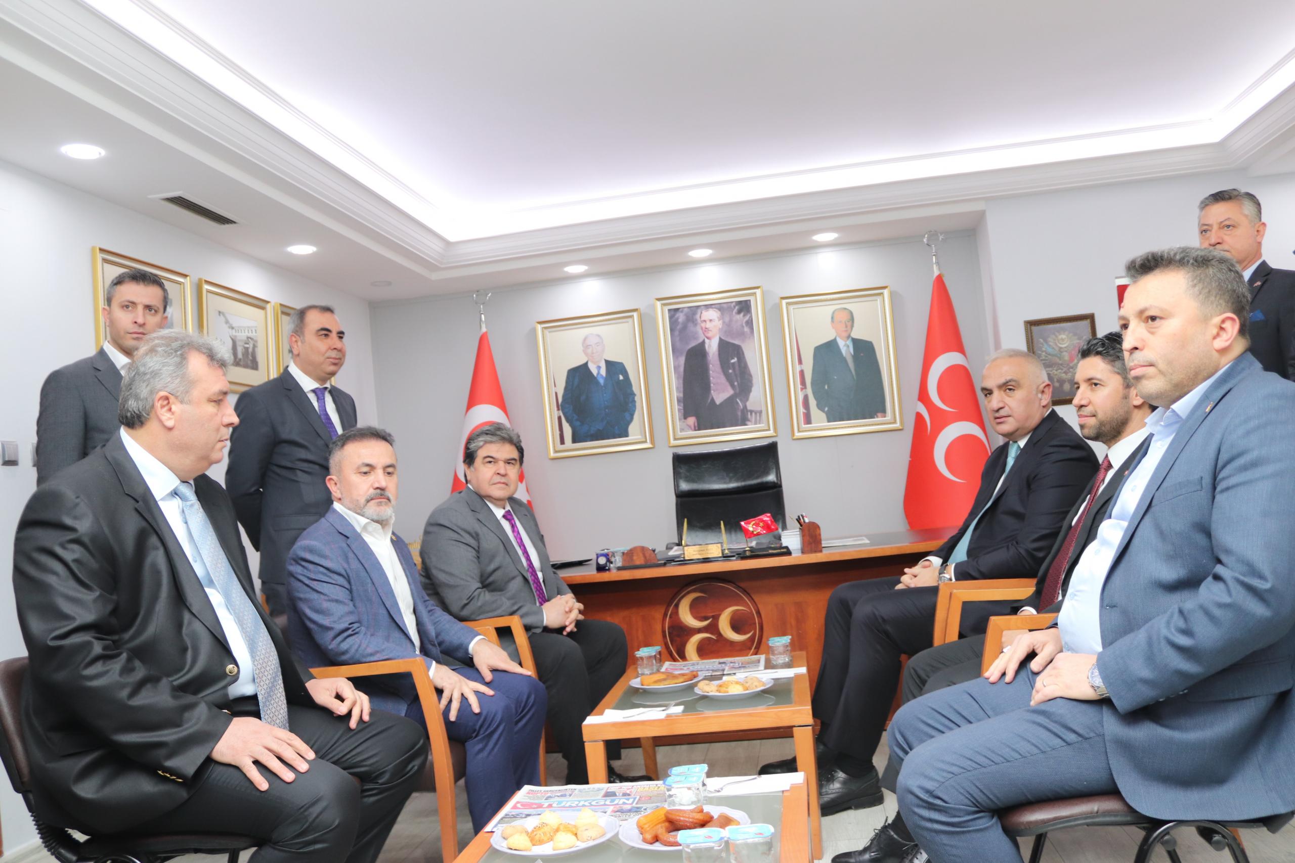 Bakan Ersoy’dan MHP Adana İl’e ziyaret…