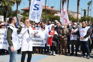 Adana Sağlık Platformu’ndan Grev ve “Beyaz Yürüyüş”