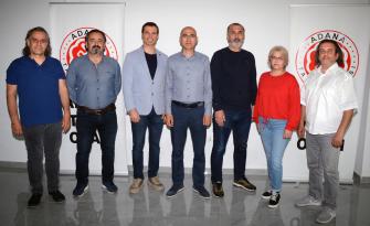 Adana Tabip Odası Yeni Yönetimi Görev Bölümü Yaptı