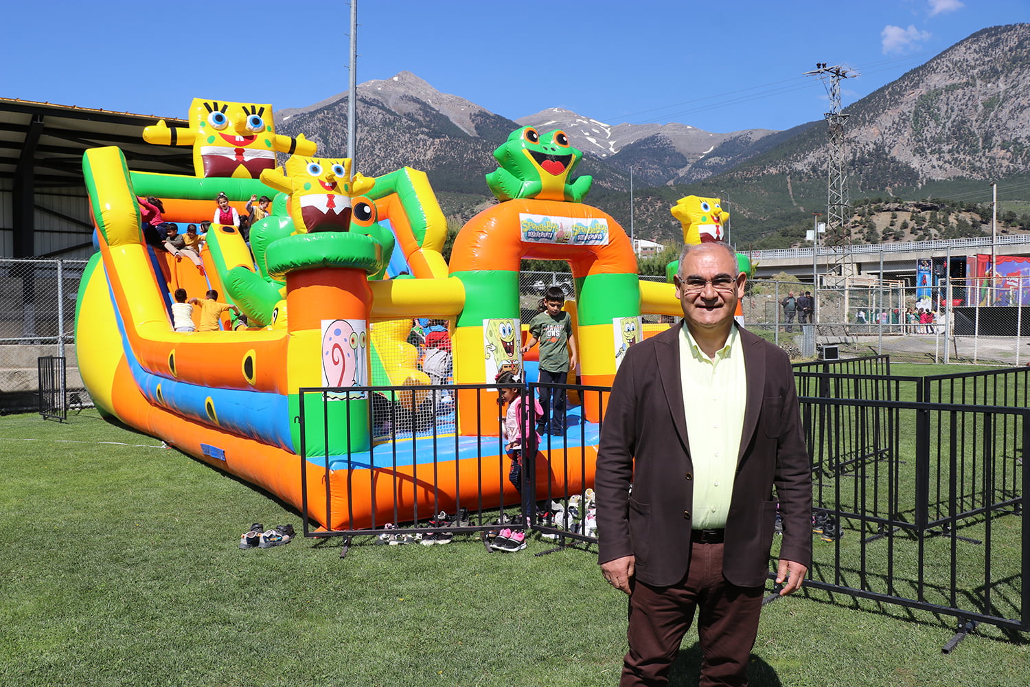 POZANTI’DA ÇOCUK FESTİVALİ DÜZENLENDİ