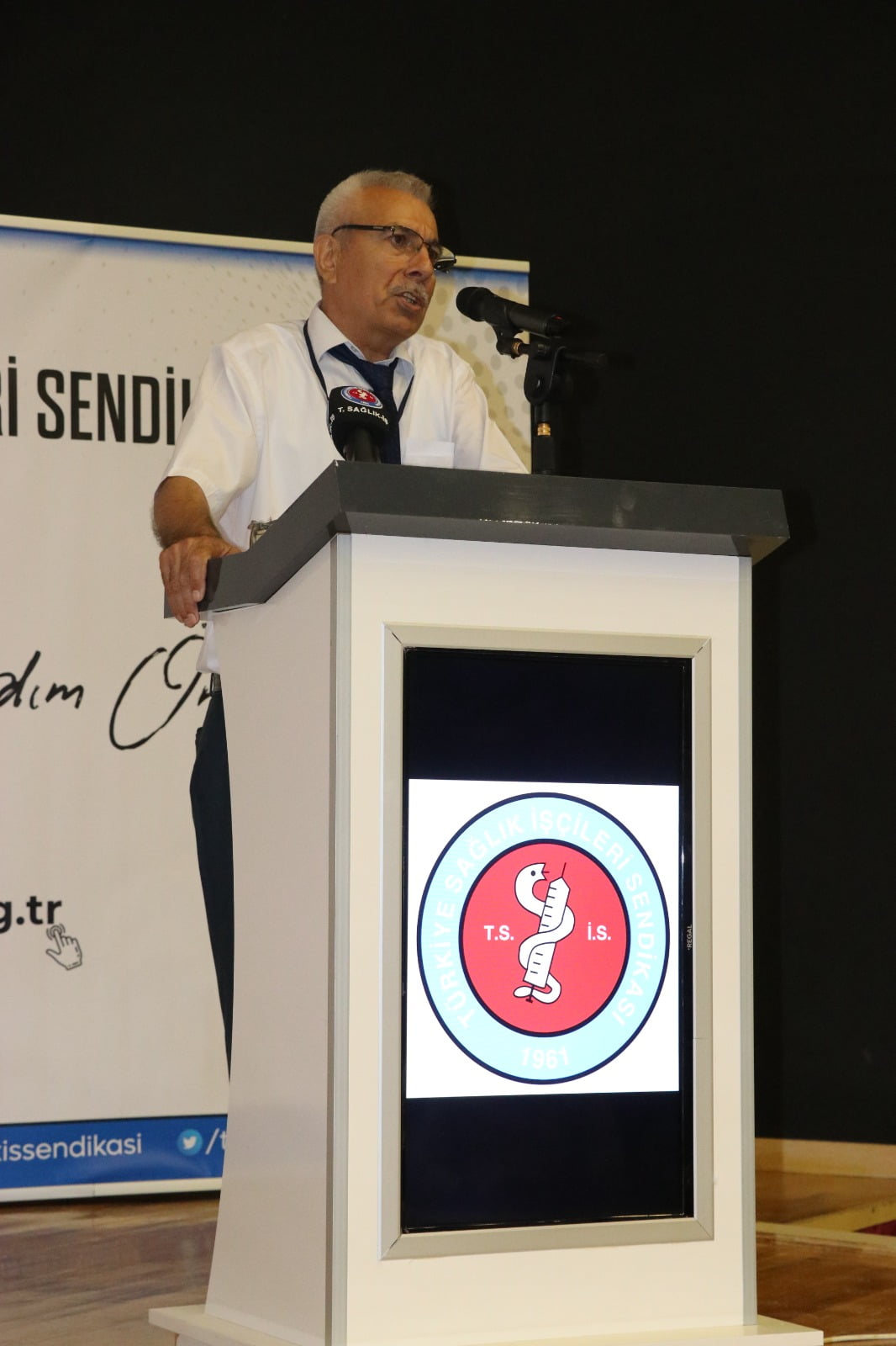 Sağlık-İş’te Mehmet Demirci güven tazeledi