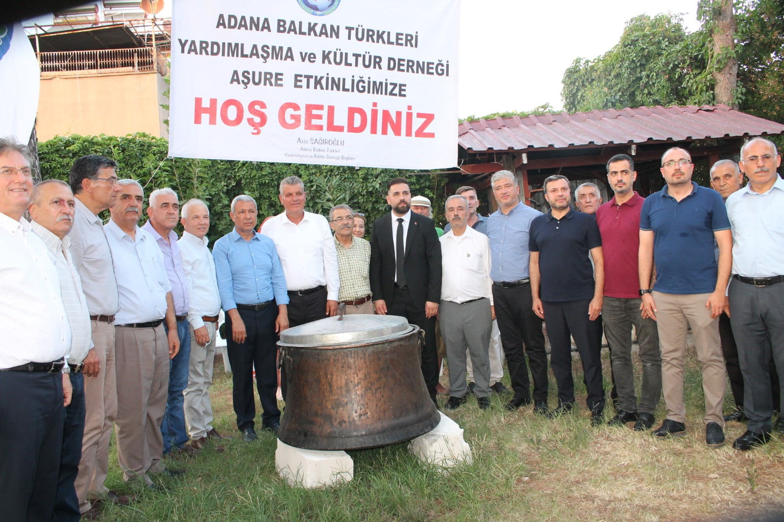 Binlerce Balkan Türk’ü ve Adanalı, Balkan Türkleri Derneğinin Aşure hayrında buluştu.