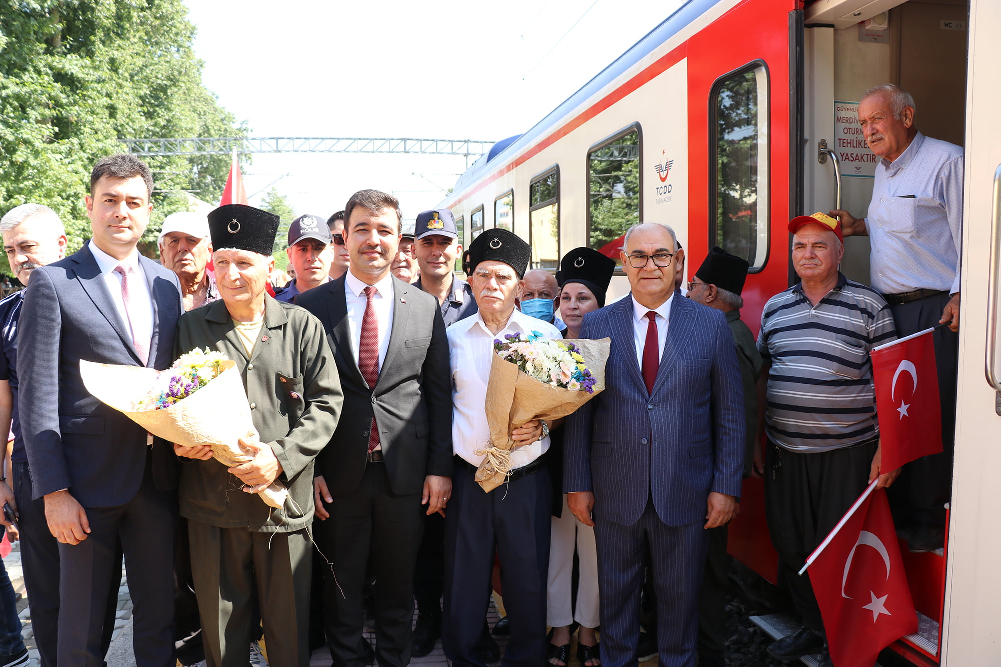 Pozantı Kongresinin 102. Yılı Törenlerle Kutlandı