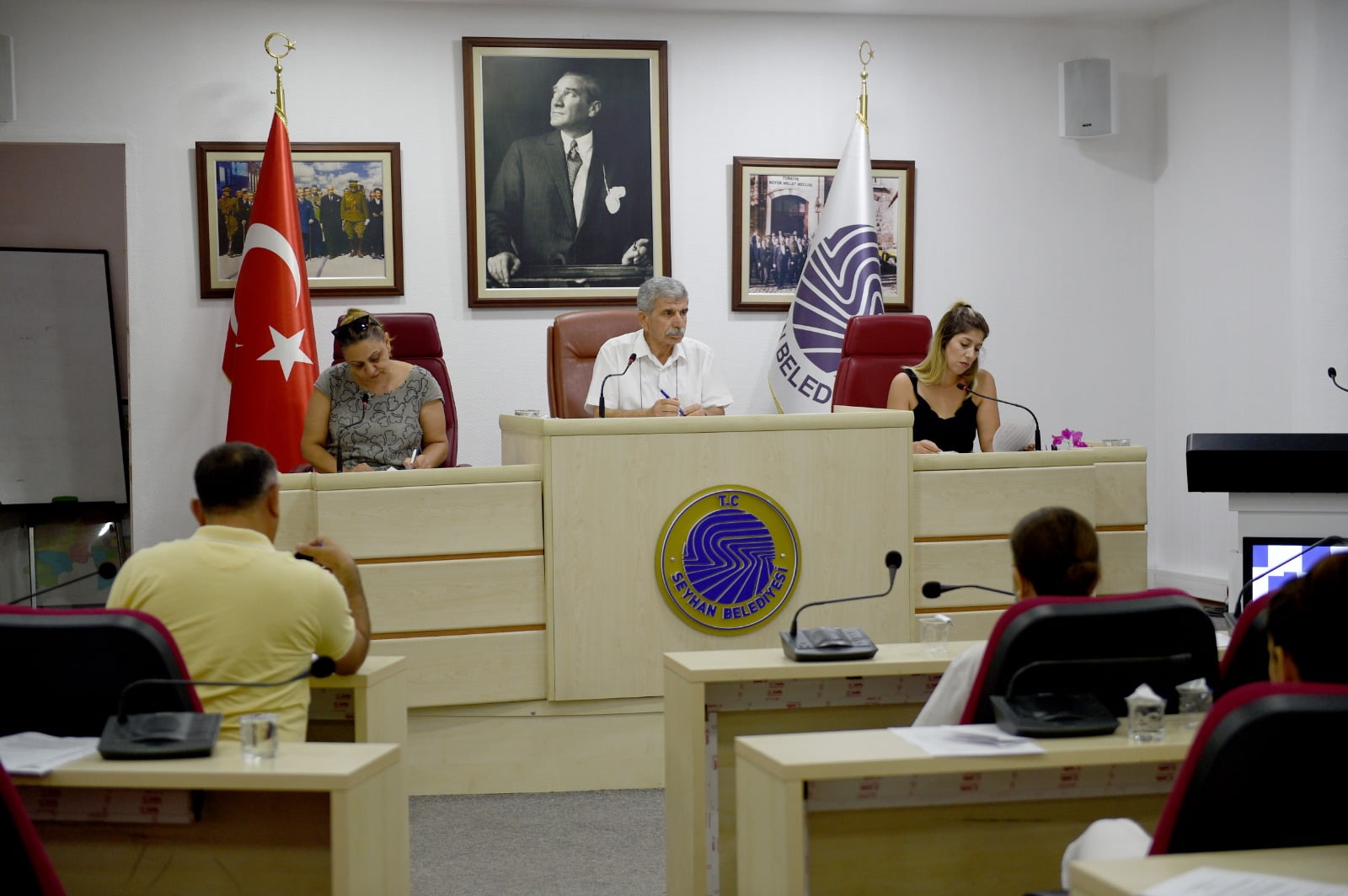 SEYHAN’IN EĞİTİM YARDIMI MİKTARI ARTIRILDI