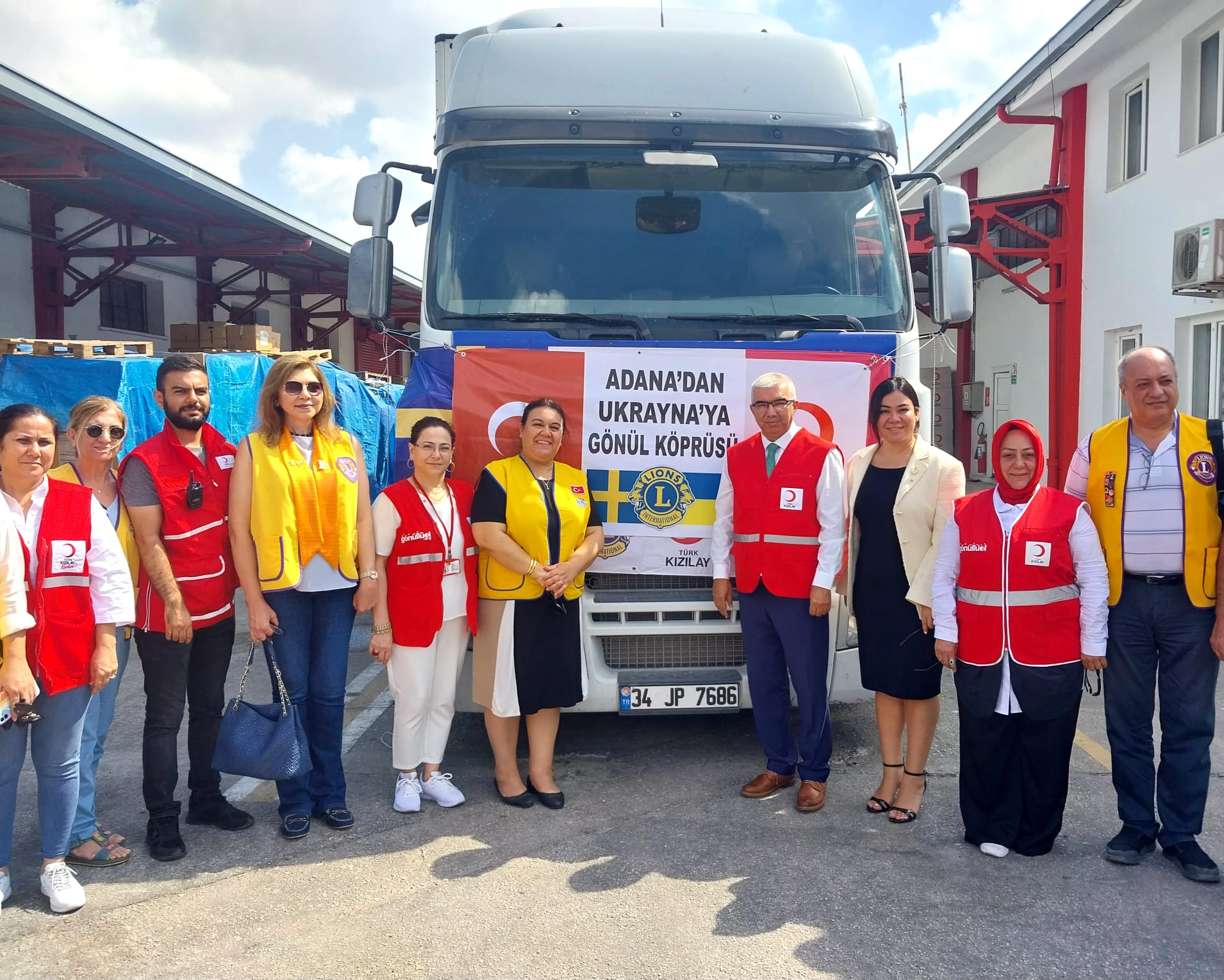 İYİLİK ELİ KIZILAY UKRAYNA’YA YARDIMLARINI SÜRDÜRÜYOR