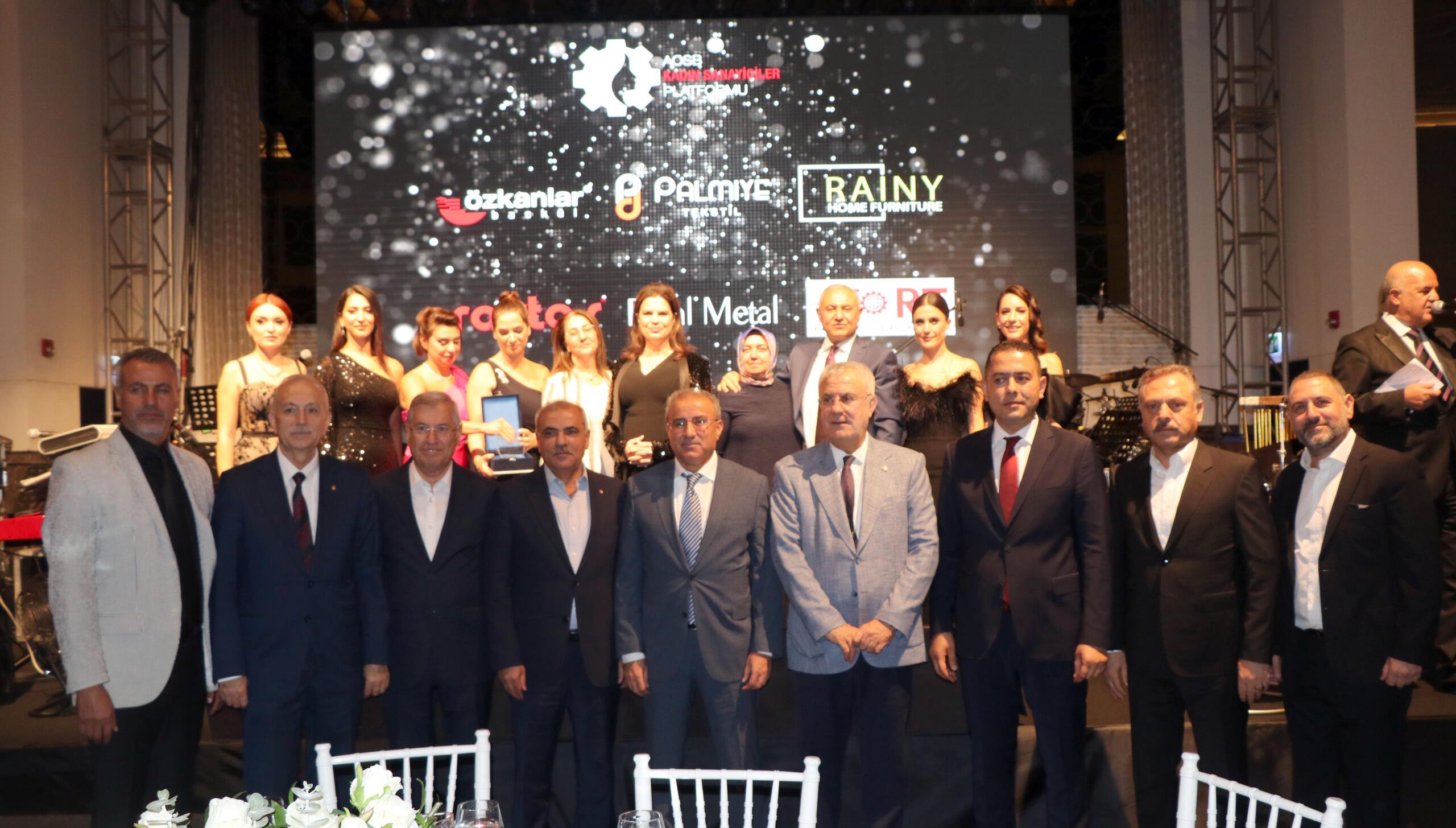 Kadın sanayiciler, Adana iş dünyasını Kurumsal Sosyal Sorumluluk Projesi’yle buluşturdu