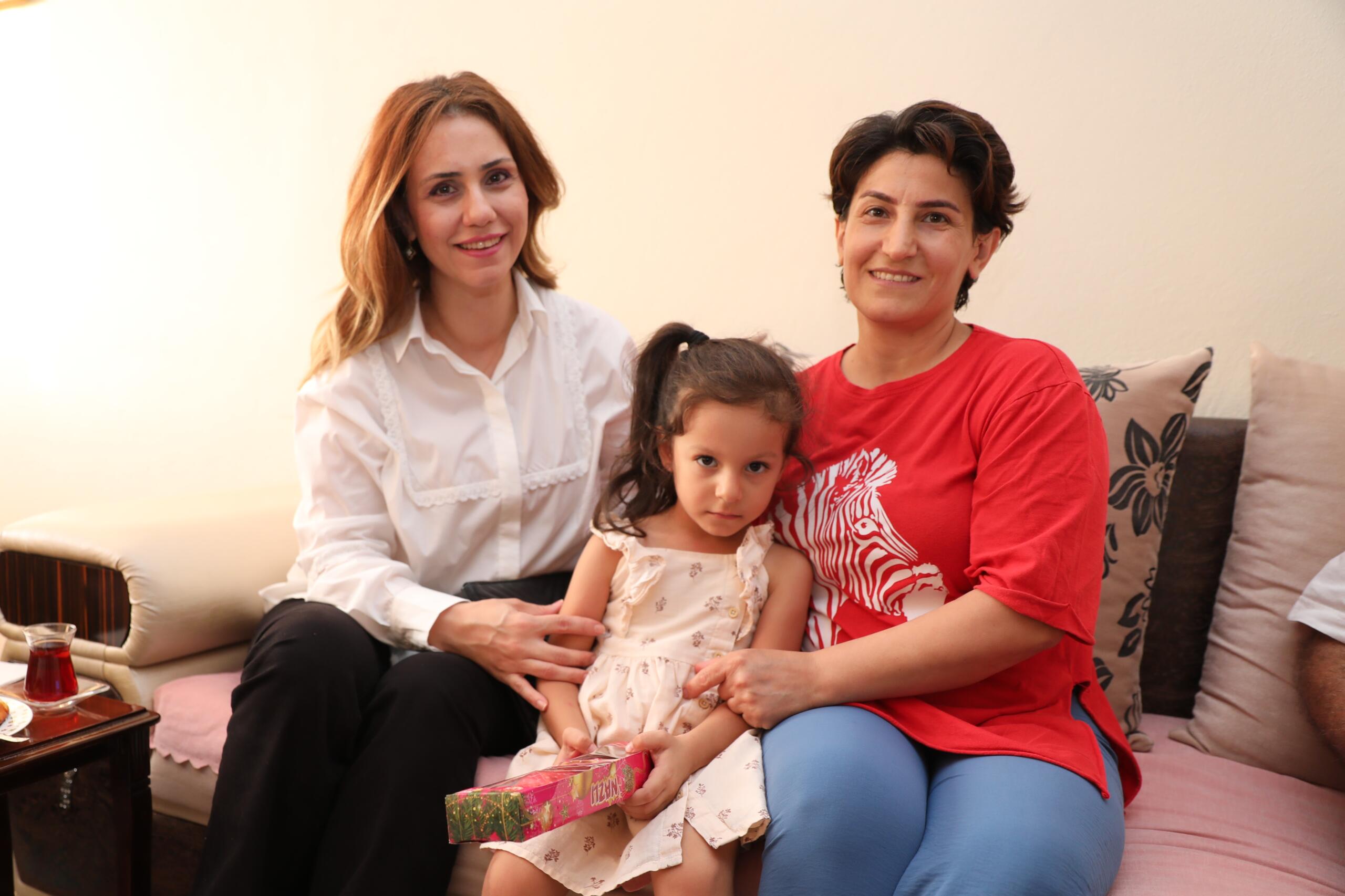 Yüreğir Belediyesi Şehit Ailelerini yalnız bırakmıyor
