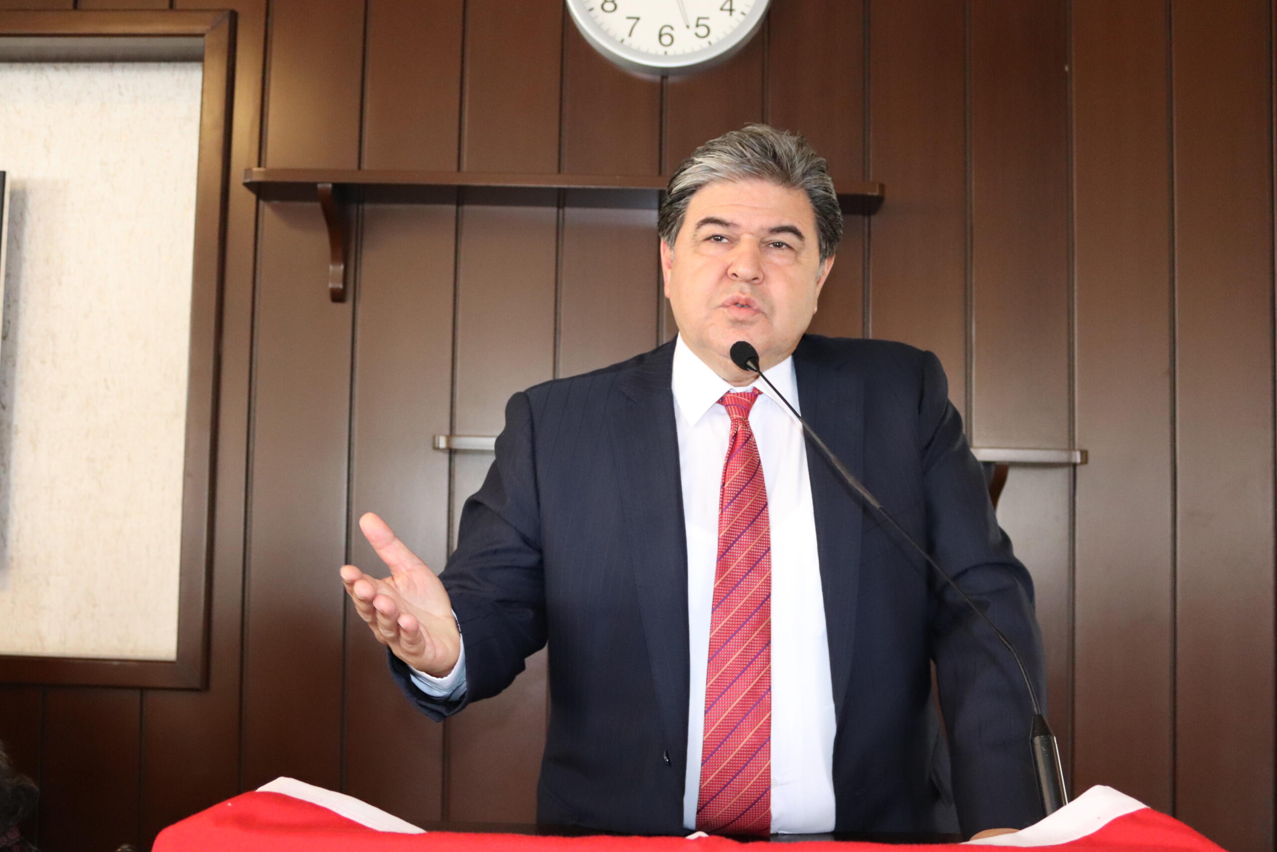 “Seçim ABD+AB ile Türkiye arasında olacak”