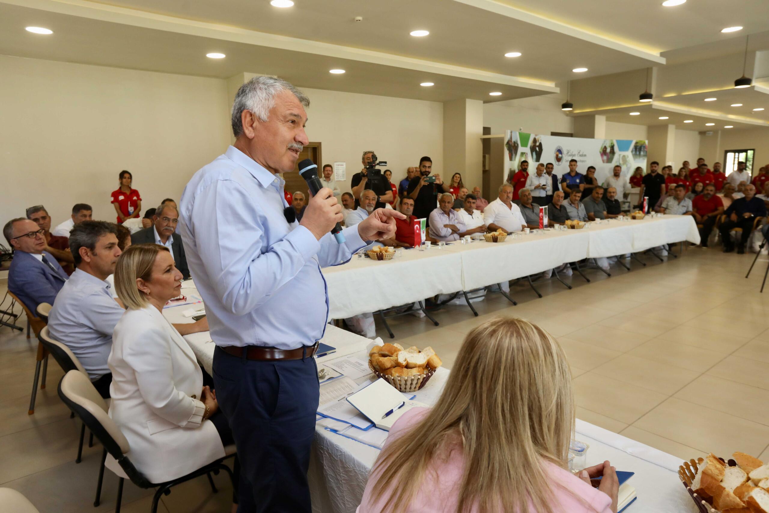 Başkan Zeydan Karalar Sarıçam ve Ceyhan’da muhtarlarla buluştu