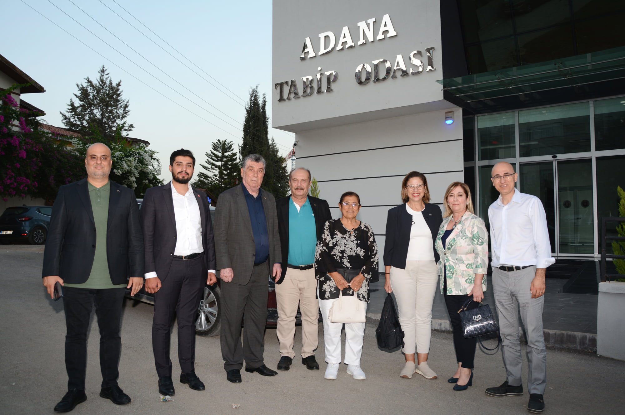 Demokrat Parti Genel Başkan Yardımcısı İlay Aksoy, Doktorları Ziyaret Etti