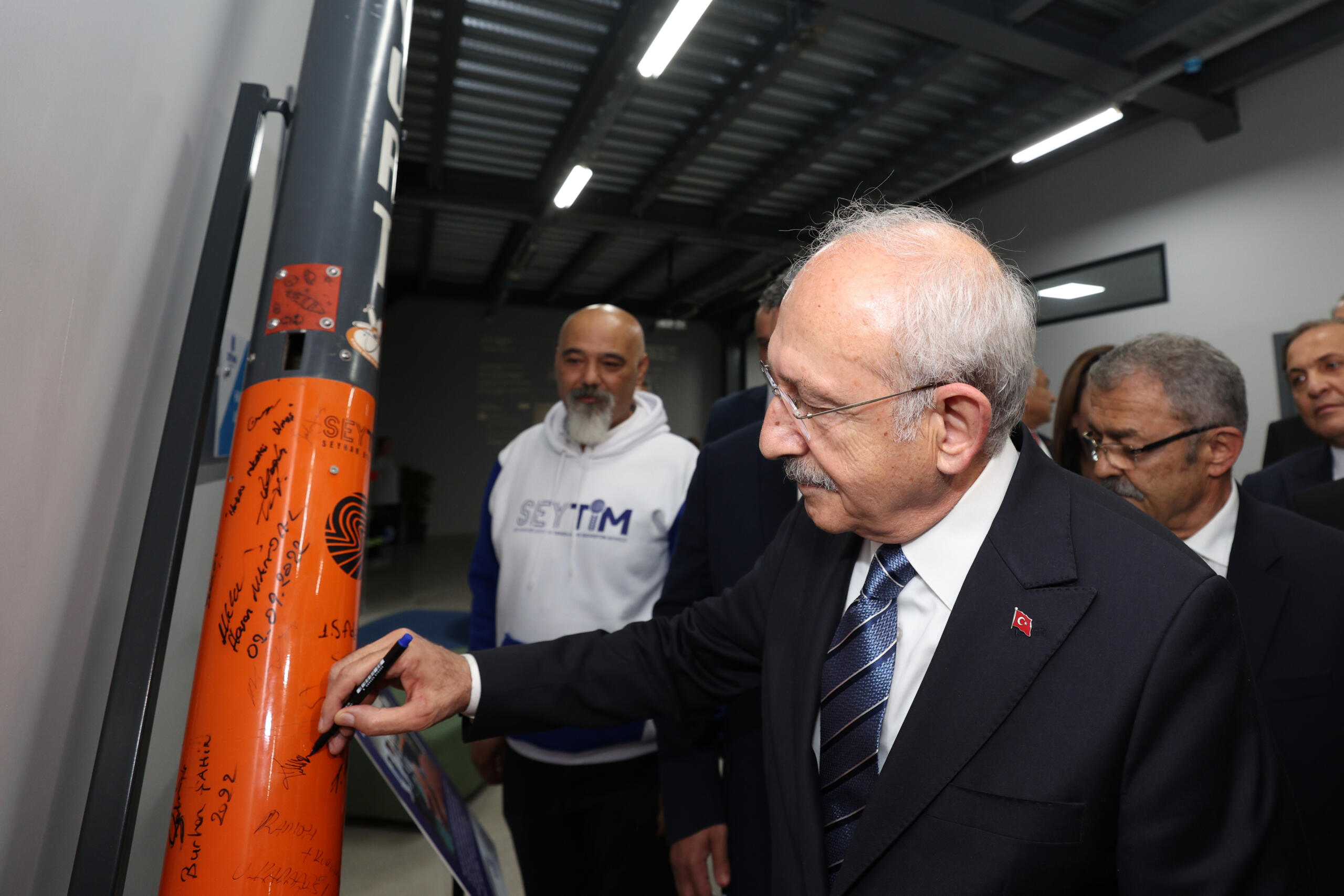 KILIÇDAROĞLU’NDAN SEYTİM’E VE SANAT EVİ’NE TAM NOT