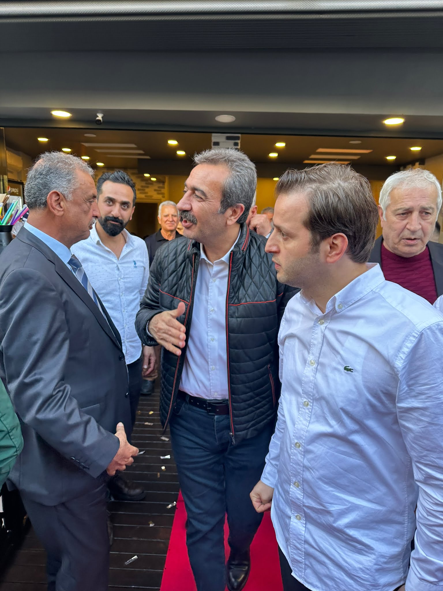 Soner Çetin Avrupa Döner’in açılışını yaptı…