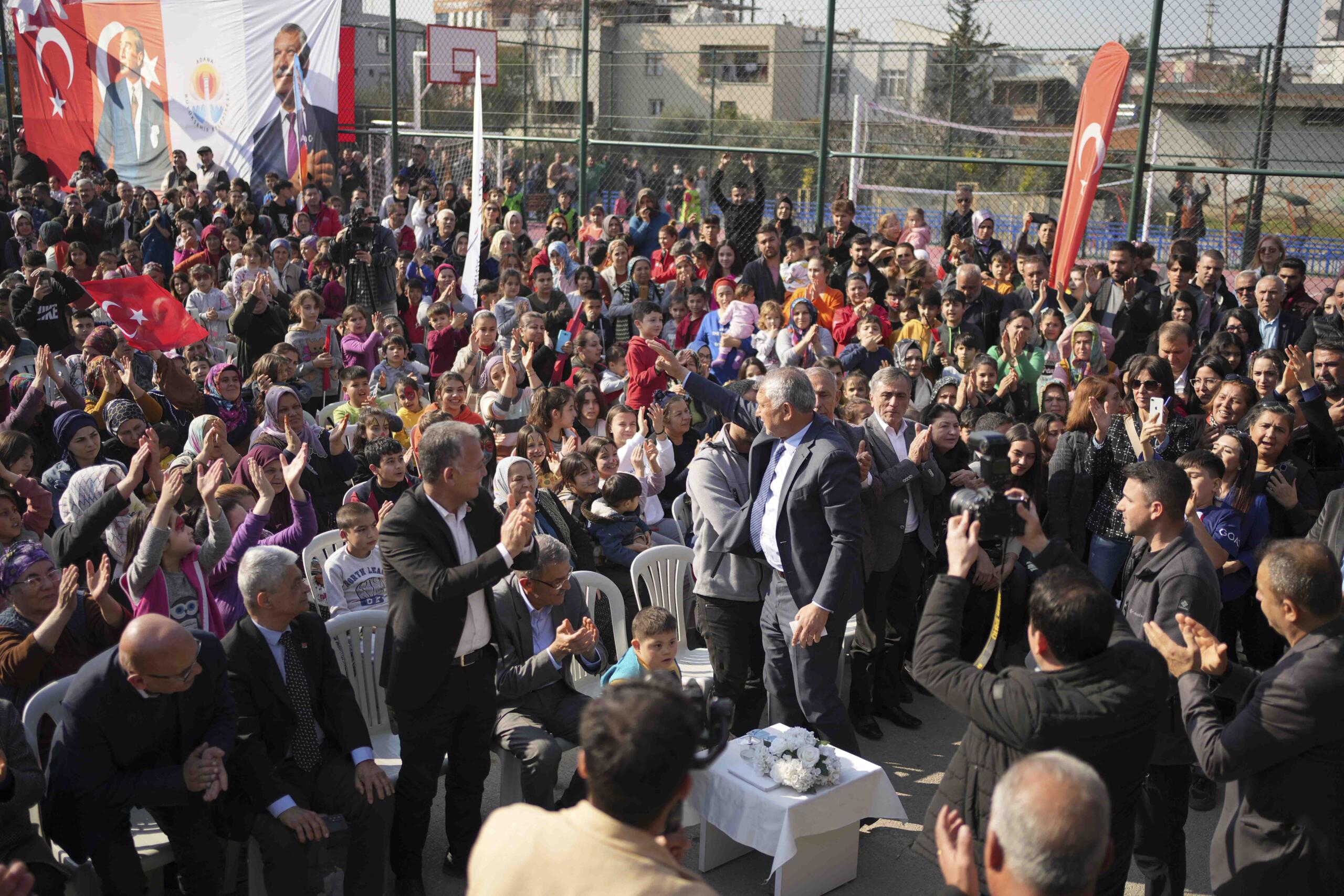 Sarıçam’da Yıldırım Beyazıt Parkı açıldı