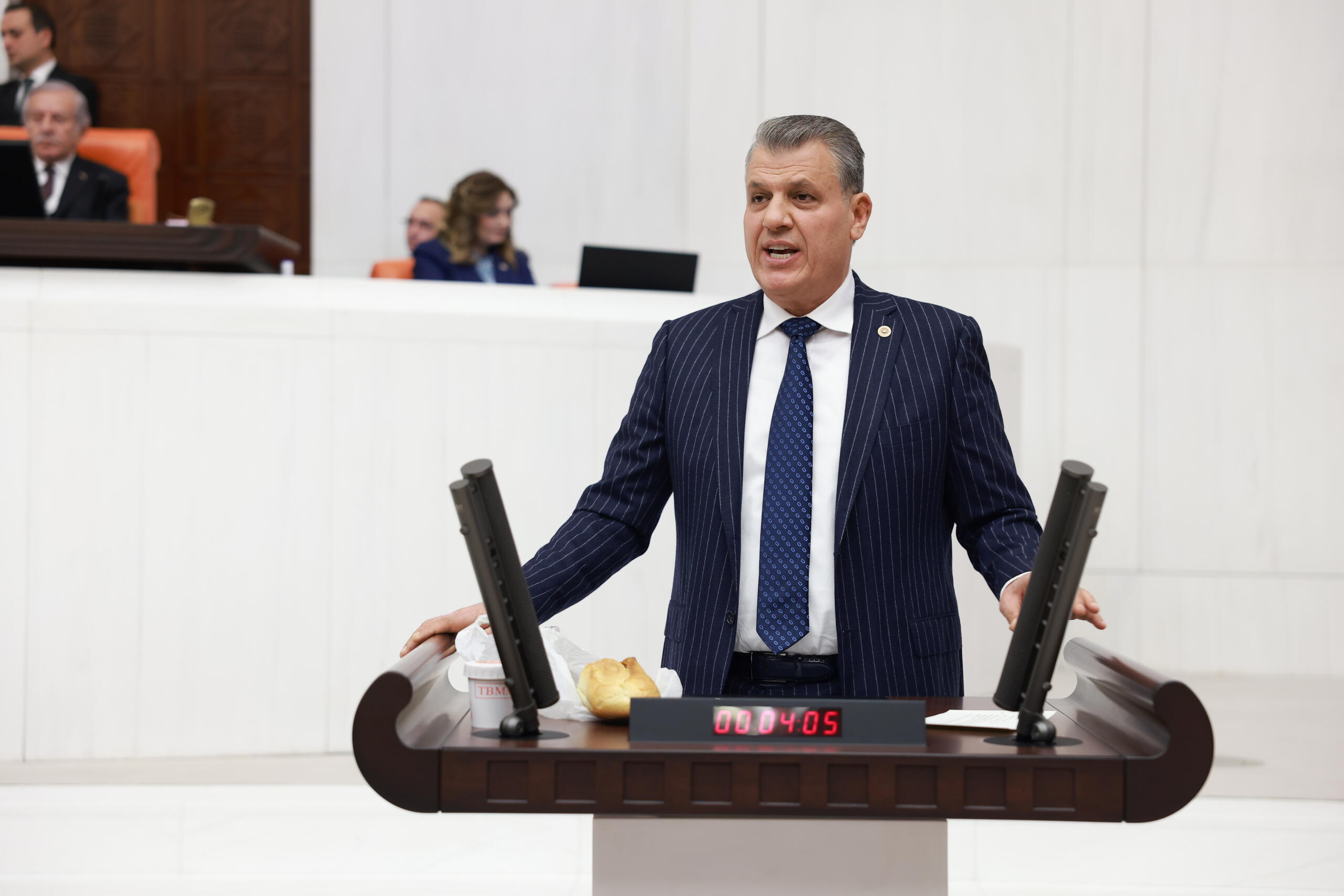 “Yarınlar bizimdir”