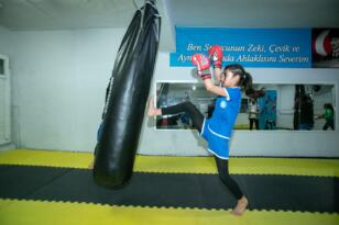 SEYHANLI MUAY THAİ SPORCUSU TÜRKİYE ŞAMPİYONU OLDU