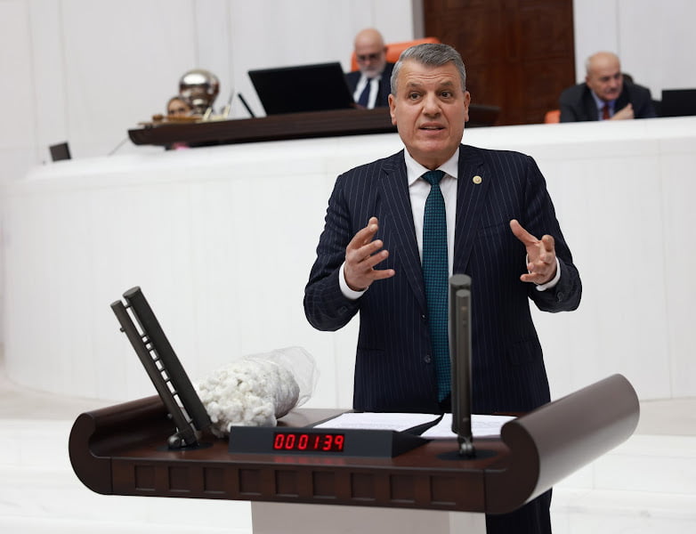 Ayhan Barut’tan sınav tepkisi