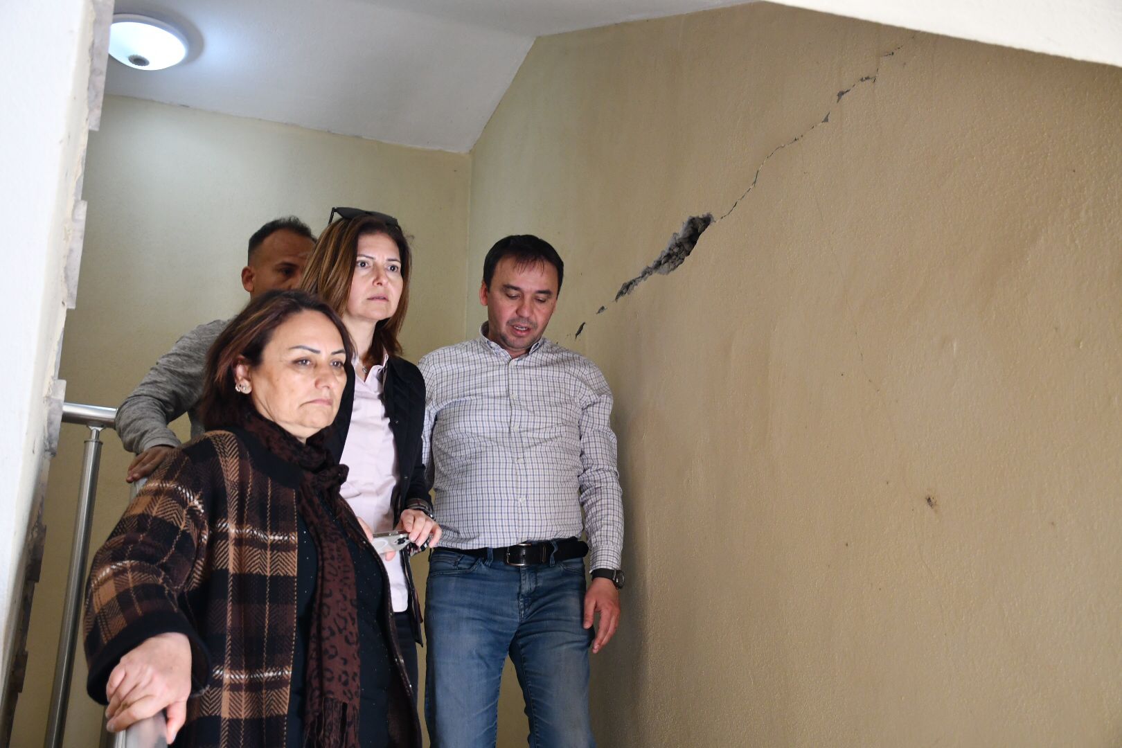 CHP’li milletvekilleri Hatay depremini tüm yönleriyle inceledi