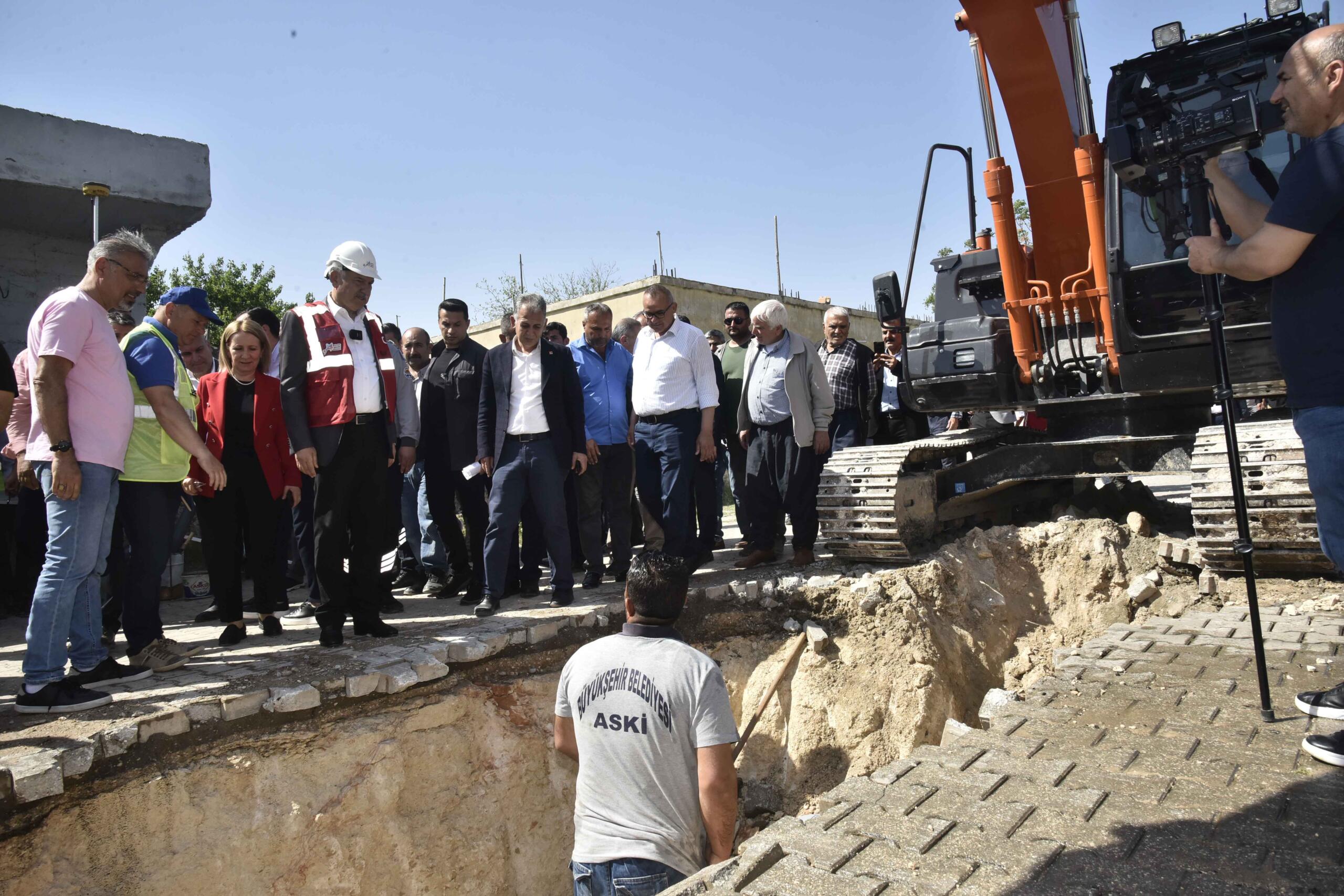 Zeydan Karalar sözünü tutuyor, Adana’da altyapısız mahalle kalmıyor