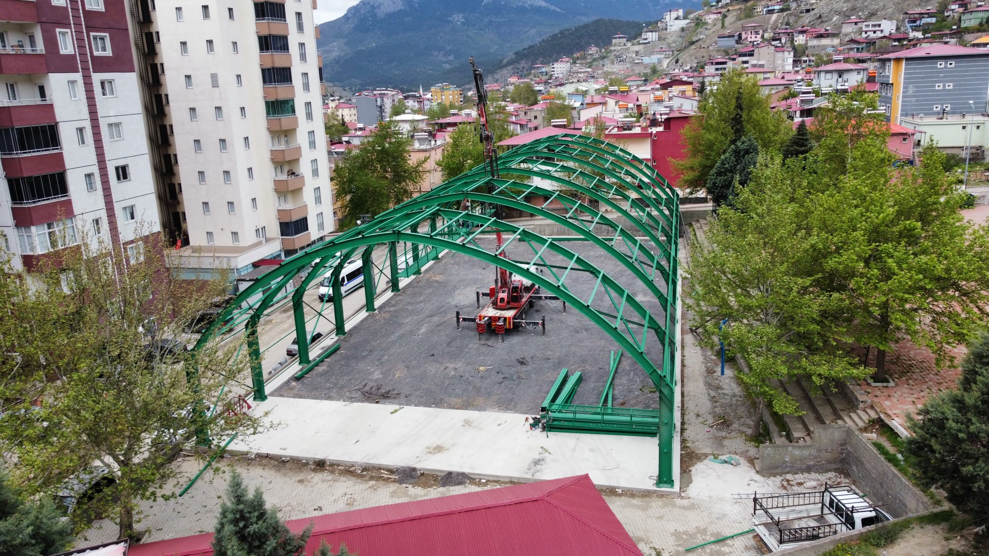 Pozantı Modern Bir Halı Sahaya Kavuşmak İçin Gün Sayıyor