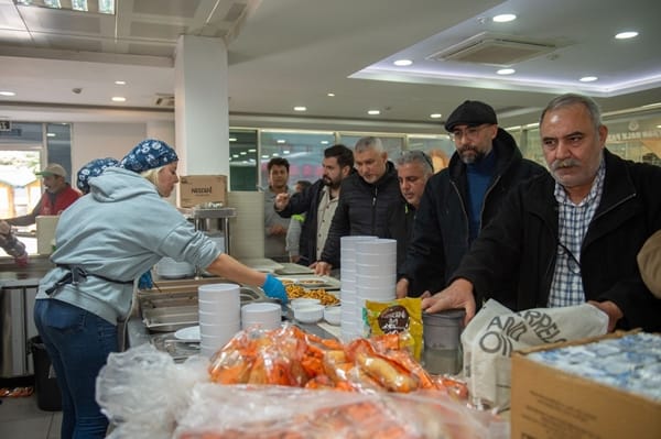 SEYHAN BELEDİYESİ KENT LOKANTALARININ SAYISINI ARTIRIYOR