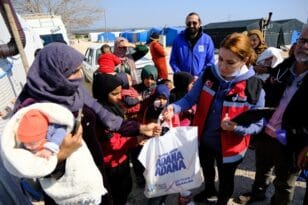 Büyükşehir-SGDD/ASAM iş birliği ile tarım işçileri ve göçmenlere yönelik sağlık hizmeti periyodik olarak sürecek.