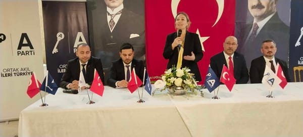 A Parti Adana İl Teşkilatı Kongresi Tamamlandı: Avukat Atilla Karataş İl Başkanı Seçildi