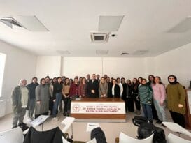 “Psikiyatri Birimlerinde Hemşirelik Hizmetleri Sertifikalı Eğitim Programı Başladı”