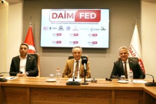 KARSLIOĞLU: VERGİ DENETİM KURULU’NA HİZMETLERİNDEN DOLAYI MÜTEŞEKKİRİZ