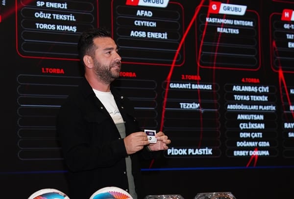 Futbol Aşkı, Dayanışma Ruhu ile Buluşuyor