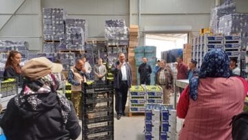 CHP Niğde Milletvekili Ömer Fethi Gürer, “Don ile ortaya çıkan sorunlar artıyor” dedi.