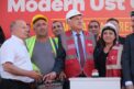 Başkan Zeydan Karalar’dan hemşehrilerine hizmet yağmuru sürüyor