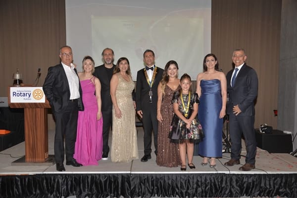 GÜNEY ROTARY KULÜBÜ’NDE YENİ BAŞKAN TOLGA TAŞKIN OLDU.