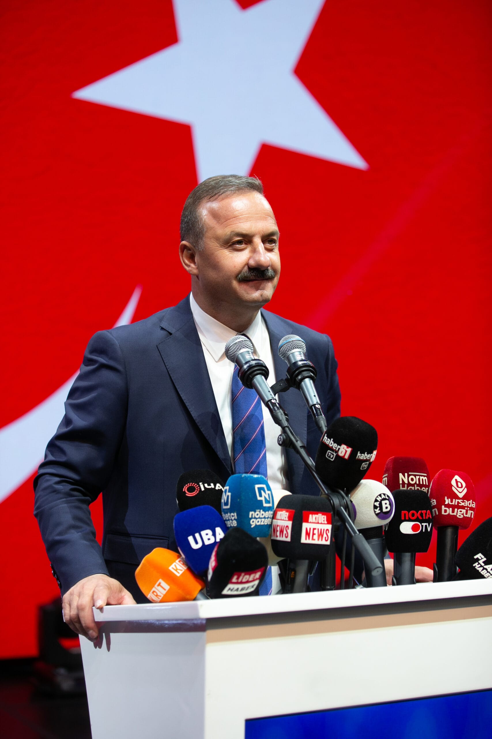“Sizin Hissenize Teröristbaşı öcalan, Bizim Hissemize Tabuta Sığmayan Kahramanlar Düştü”