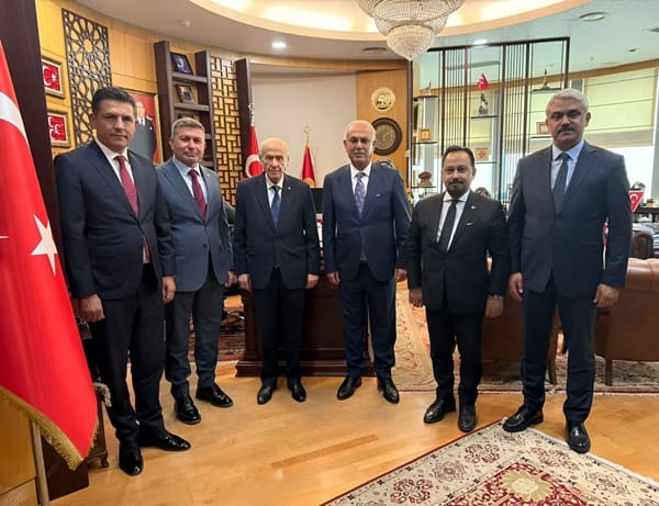 Adanalı başkanlar Bahçeli’nin huzurunda…