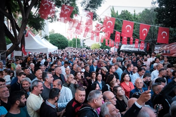 ZEYDAN KARALAR’IN TUTUKLULUĞUNUN 100. GÜNÜNDE ADALET ÇAĞRISI YİNELENDİ