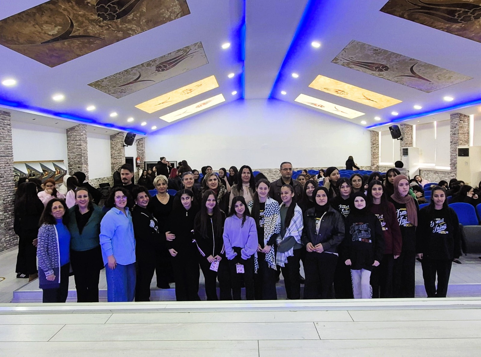 SEYHAN İSMET İNÖNÜ KIZ MTAL’DE BİLGİ YARIŞMASI COŞKUSU