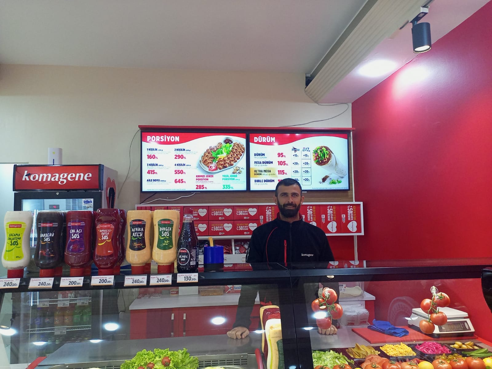 Komagene Etsiz Çiğköfte Reşatbey Mahallesi’nde Lezzet Kapılarını Açtı